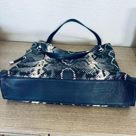 Vince Camuto Python Snake Blue Shoulder Bag Purse - Picture 4 of 7